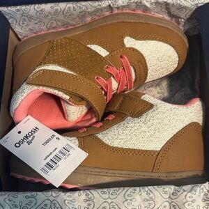 OshKosh B'gosh Brown and Pink Toddler Shoes